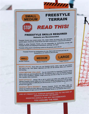 Terrain park safety sign